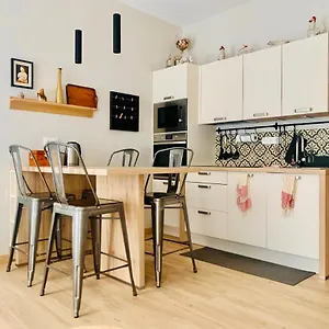  Appartement Jolijoliette, Terrasse, Central, Climatise, Wifi , Garage